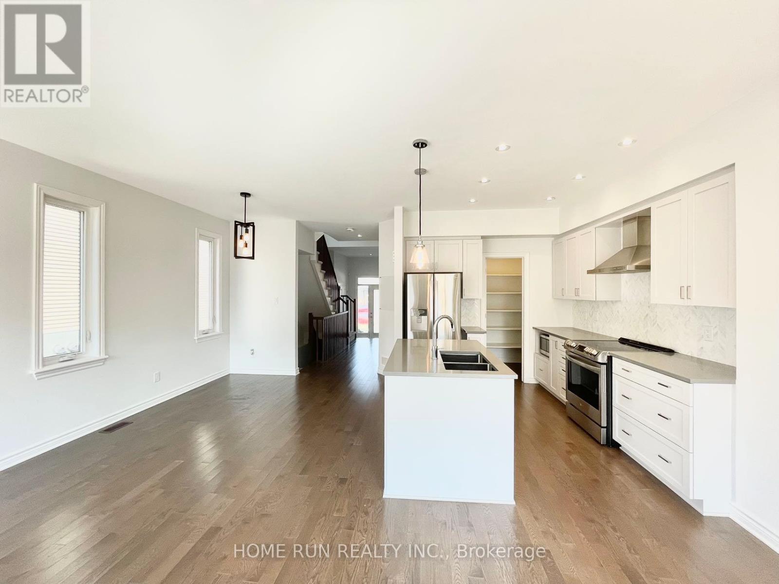 507 Borbridge Avenue, Ottawa, Ontario  K4M 0J1 - Photo 8 - X12958712