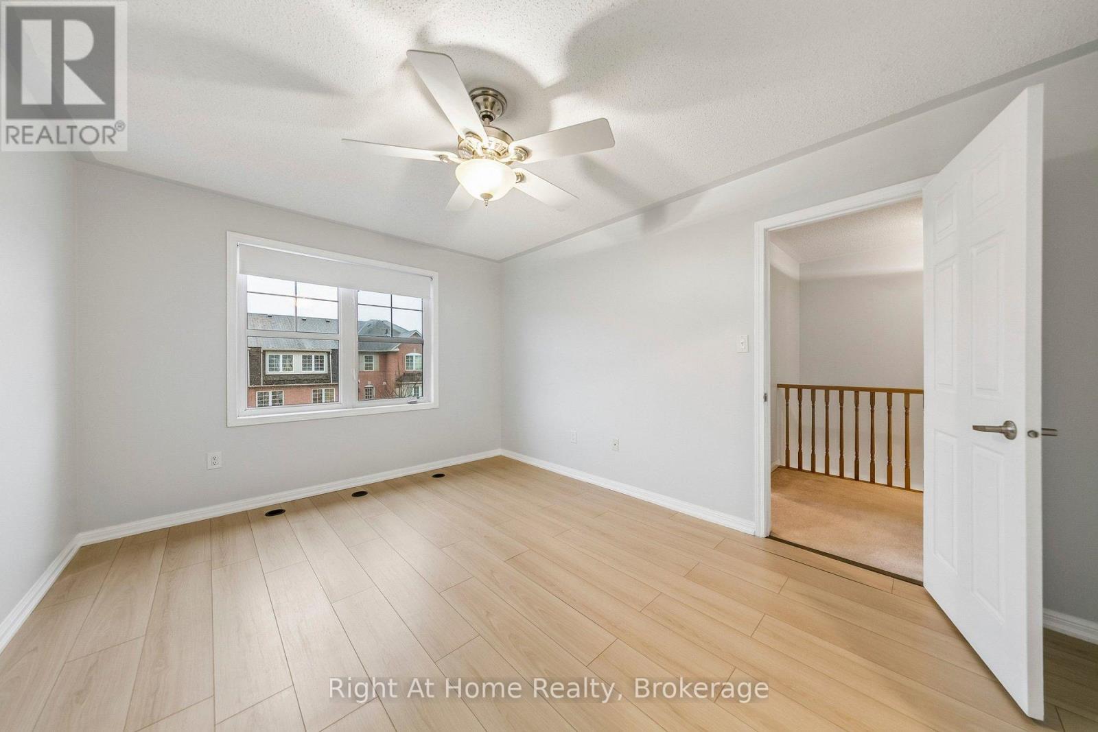 650 Frank Place, Milton, Ontario  L9T 0P8 - Photo 15 - W12958704