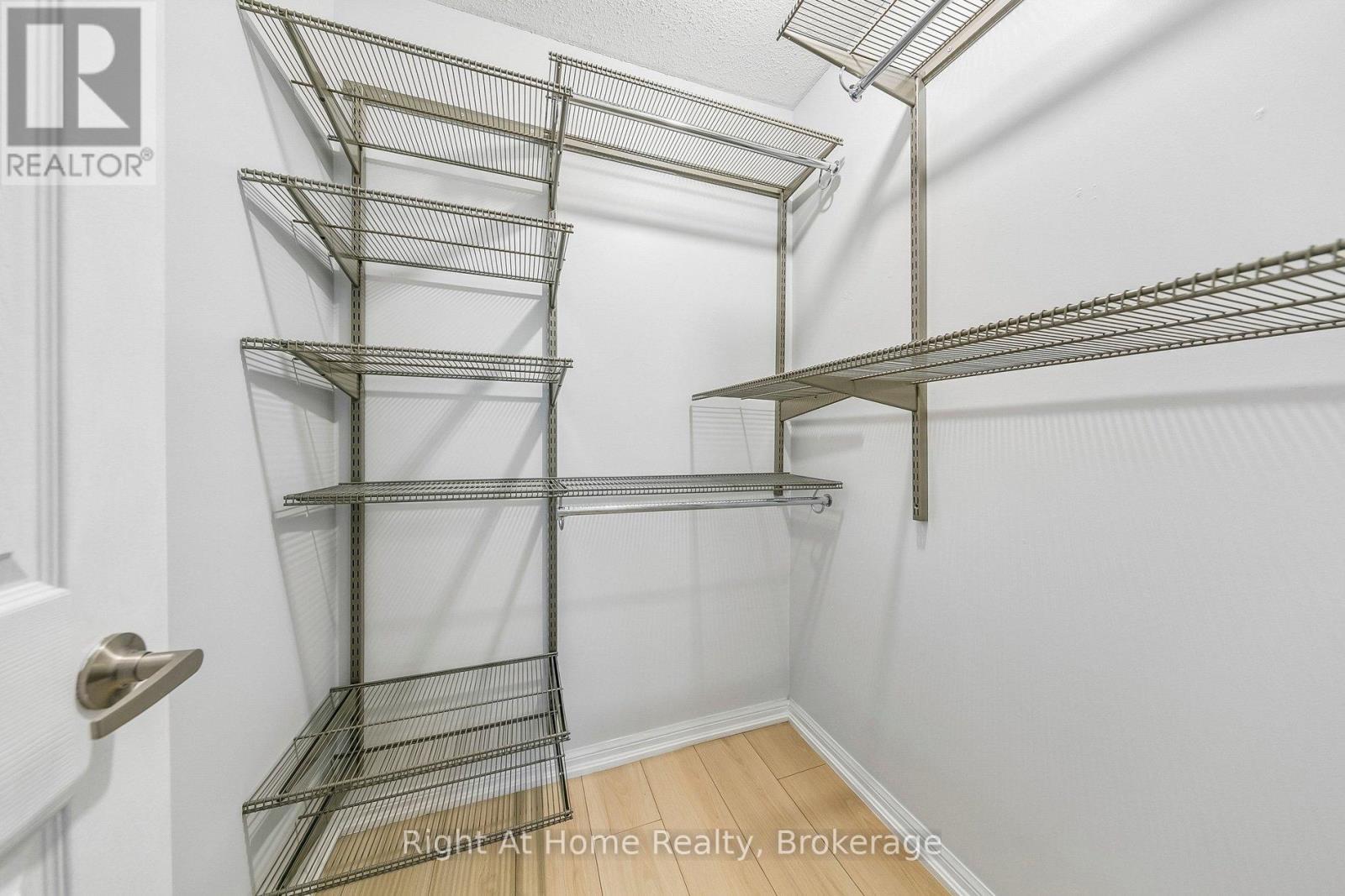 650 Frank Place, Milton, Ontario  L9T 0P8 - Photo 18 - W12958704