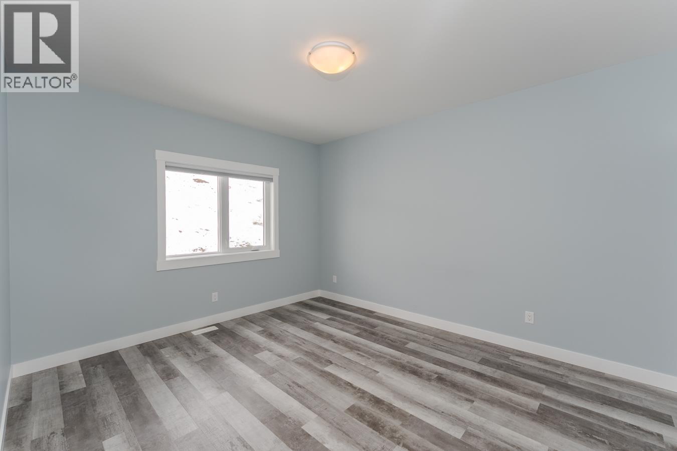 402 2425 Rowe Street, Prince George, British Columbia  V2N 0J3 - Photo 8 - R3081011