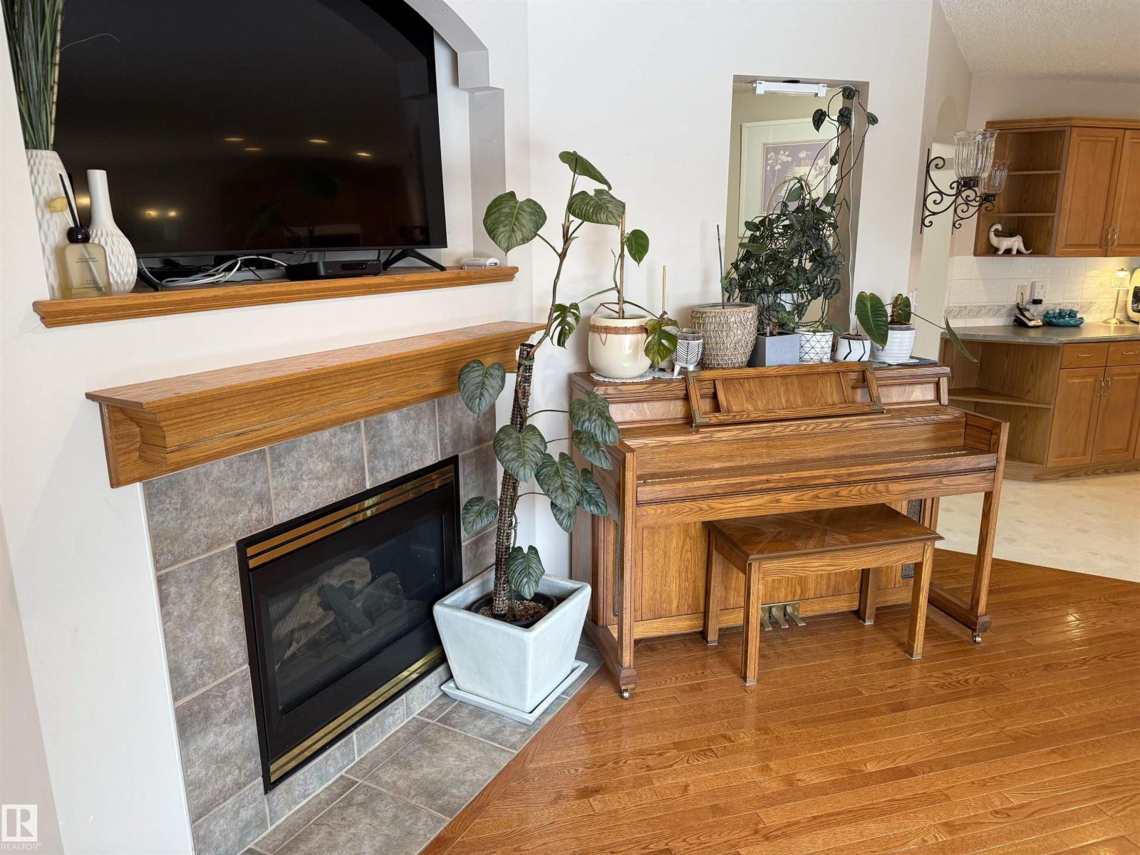 1105 Glastonbury Co Nw, Edmonton, Alberta  T5T 6M7 - Photo 17 - E4478889