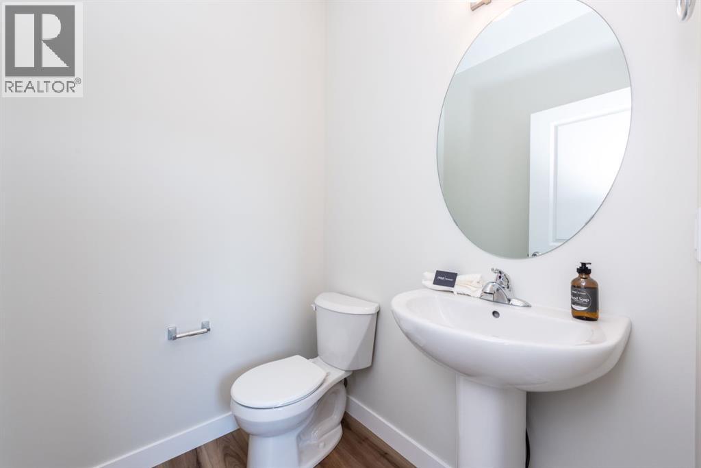 671 Wolf Willow Boulevard SE, Calgary, Alberta  T2X 5R2 - Photo 19 - A2299111