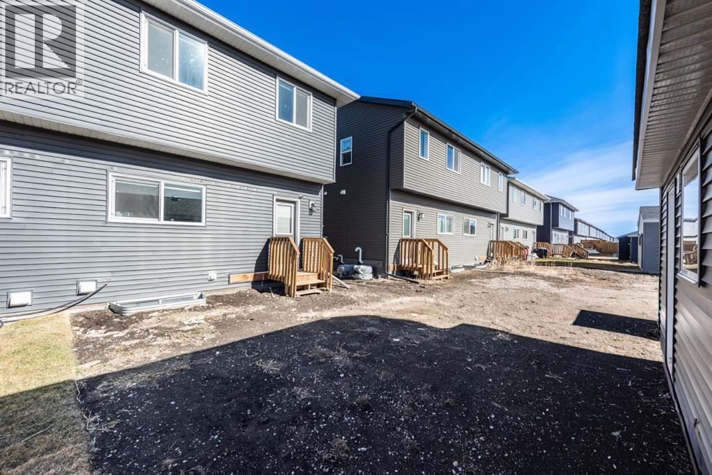 671 Wolf Willow Boulevard SE, Calgary, Alberta  T2X 5R2 - Photo 6 - A2299111