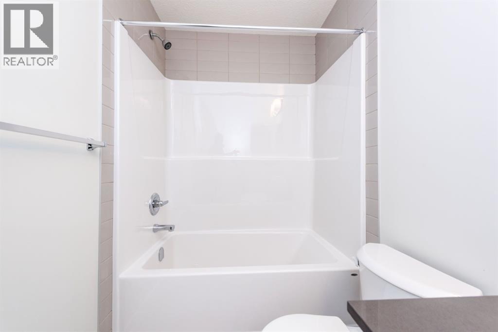 671 Wolf Willow Boulevard SE, Calgary, Alberta  T2X 5R2 - Photo 28 - A2299111