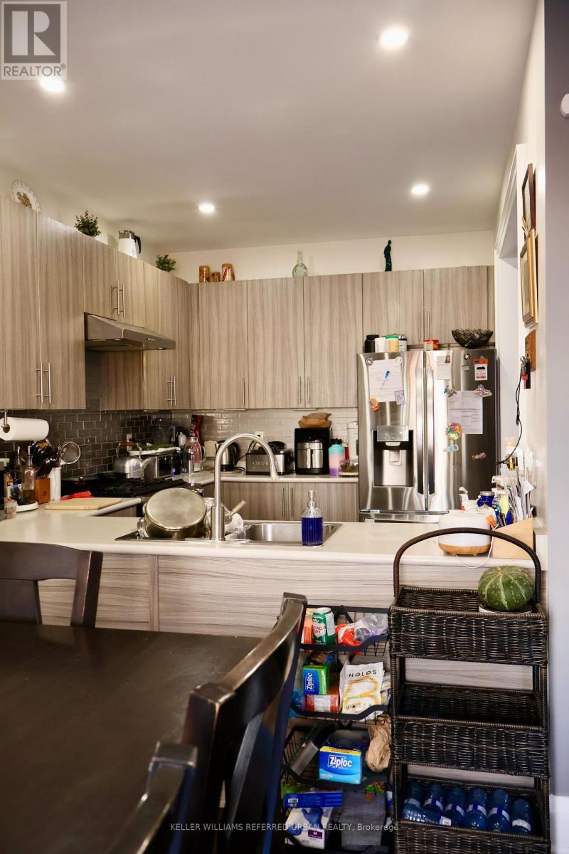 Bedroom - 1260 Bardeau Street, Innisfil, Ontario  L0L 1W0 - Photo 14 - N12958706