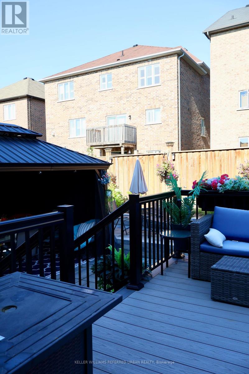 Bedroom - 1260 Bardeau Street, Innisfil, Ontario  L0L 1W0 - Photo 15 - N12958706