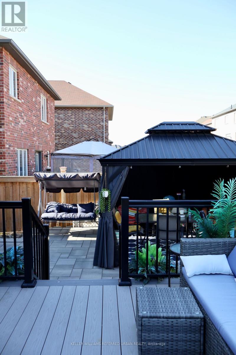 Bedroom - 1260 Bardeau Street, Innisfil, Ontario  L0L 1W0 - Photo 16 - N12958706