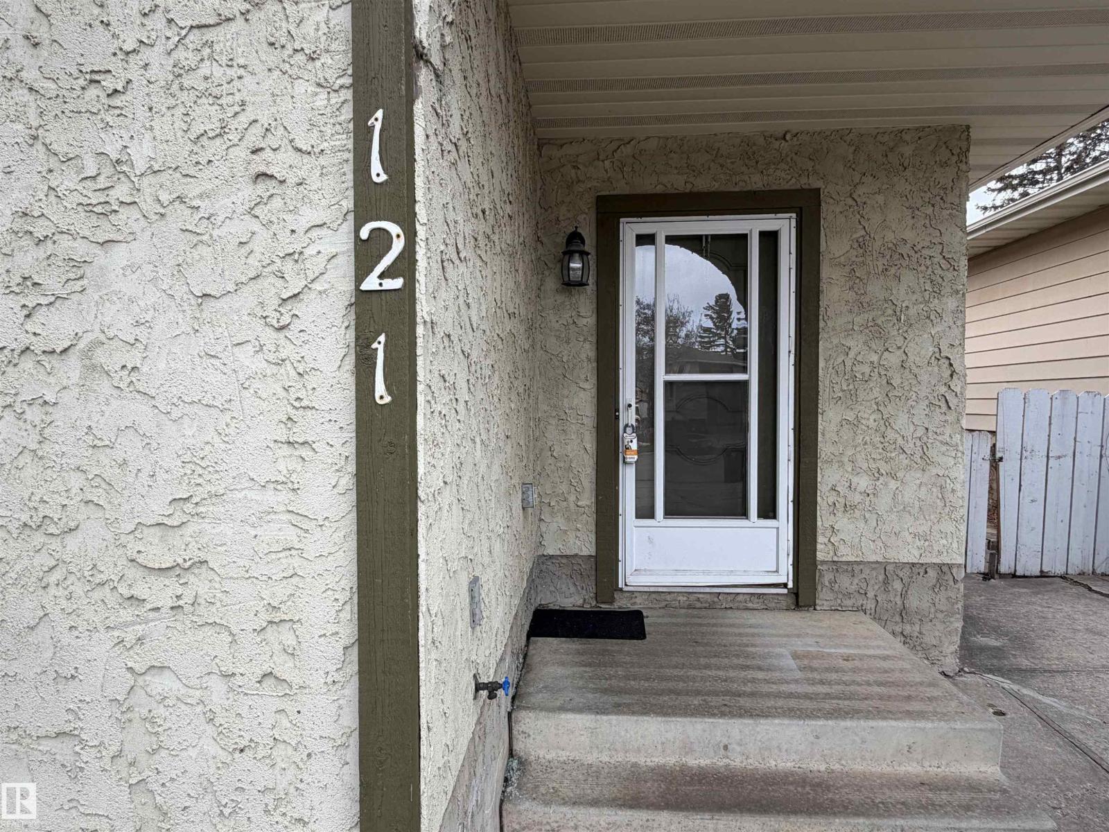 121 Wellington Cr, Spruce Grove, Alberta  T7X 1K7 - Photo 4 - E4480734