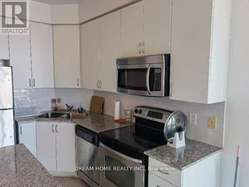 2407 - 225 Webb Drive, Mississauga, Ontario  L5B 4P2 - Photo 3 - W12958688