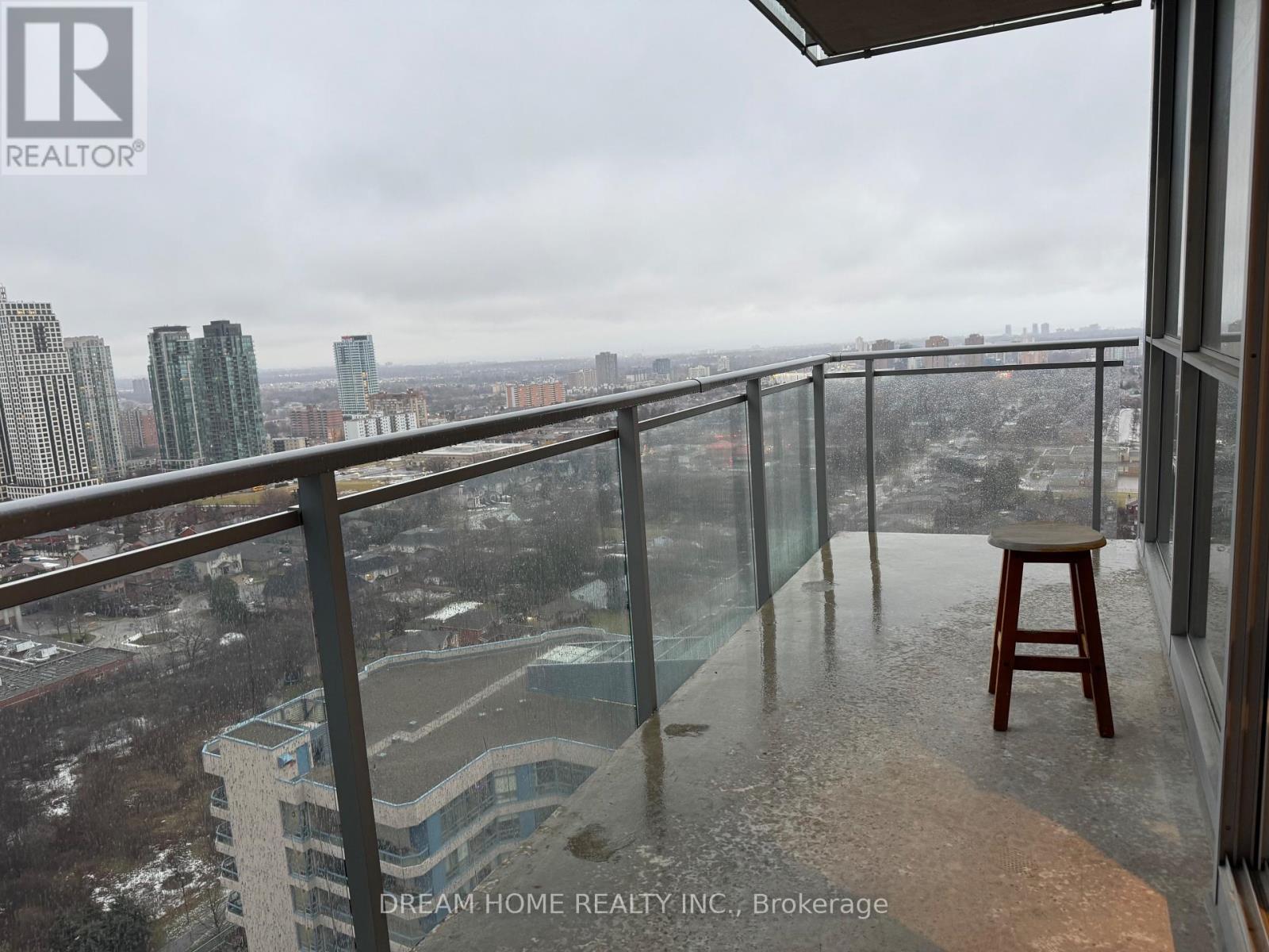 2407 - 225 Webb Drive, Mississauga, Ontario  L5B 4P2 - Photo 8 - W12958688