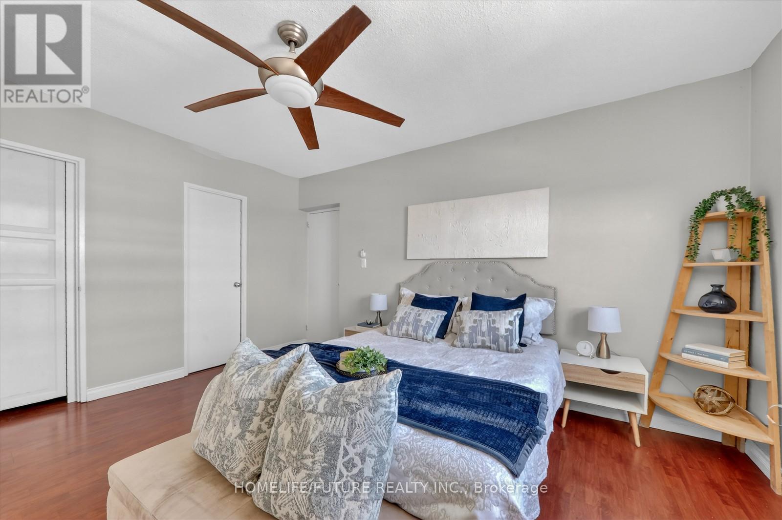 704 - 15 Elizabeth Street N, Mississauga, Ontario  L5G 2Z3 - Photo 28 - W12958714