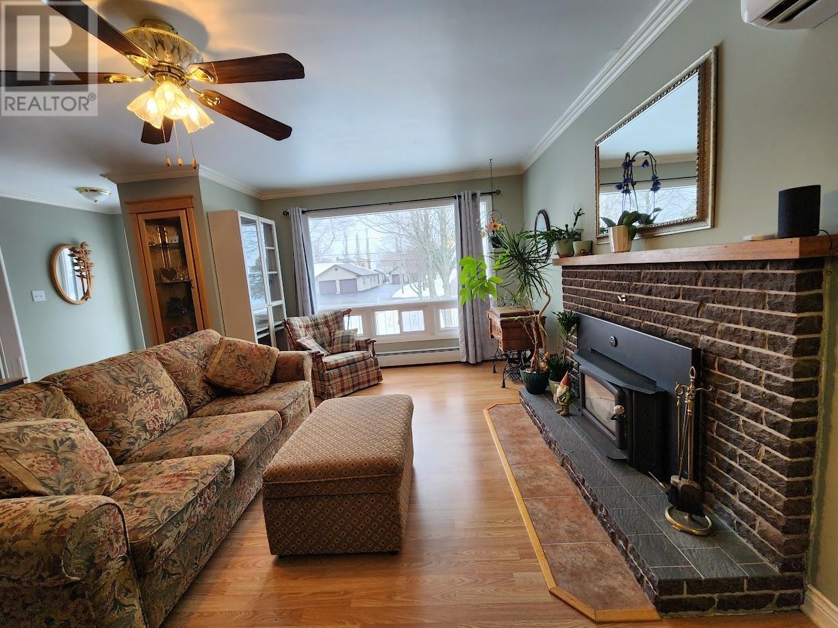 21 Glenn Drive, Summerside, Prince Edward Island  C1N 4M3 - Photo 14 - 202603215