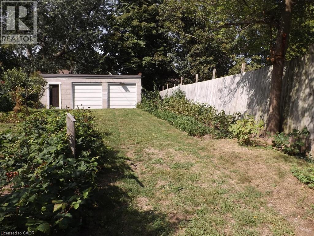 5815 Main Street, Niagara Falls, Ontario  L2G 5Z6 - Photo 16 - 40817617