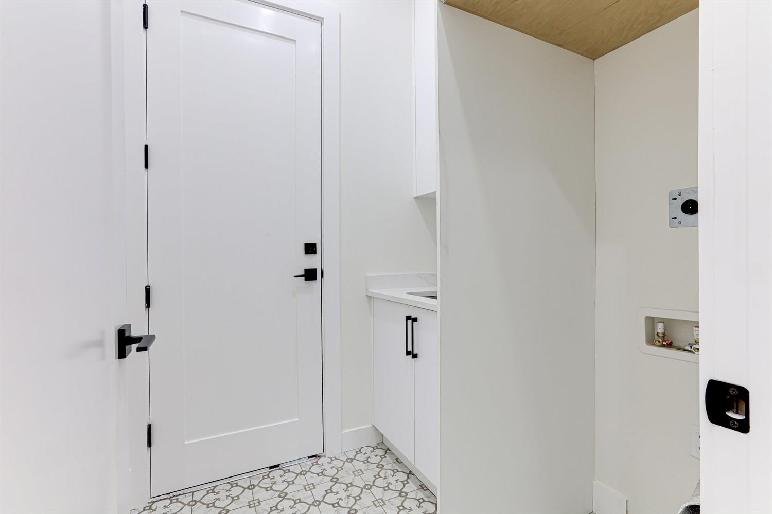 6914 204a Street, Langley, British Columbia  V2Y 1R2 - Photo 24 - R3098965