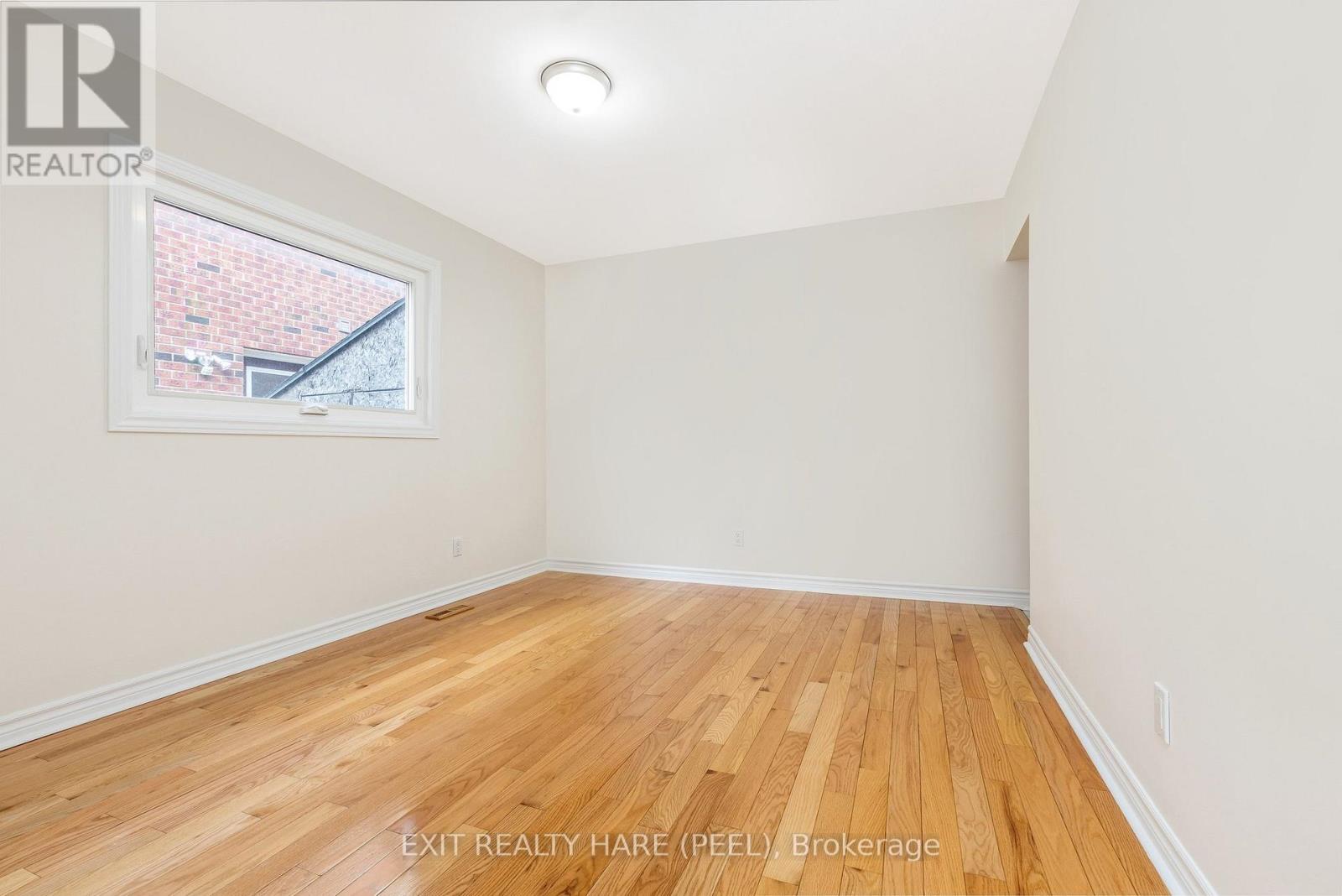 6 Ruth Avenue, Brampton, Ontario  L6Z 3X4 - Photo 21 - W12944780