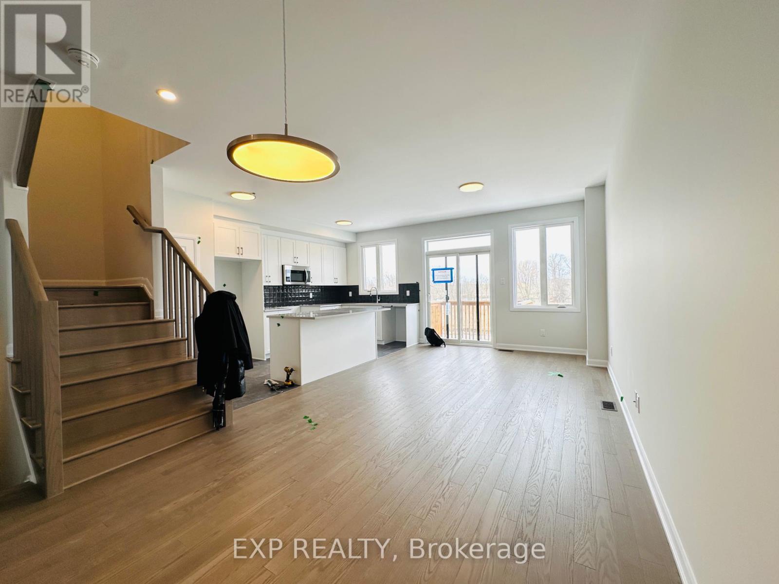 271 Bankside Way, Ottawa, Ontario  K2J 7M8 - Photo 8 - X12958730