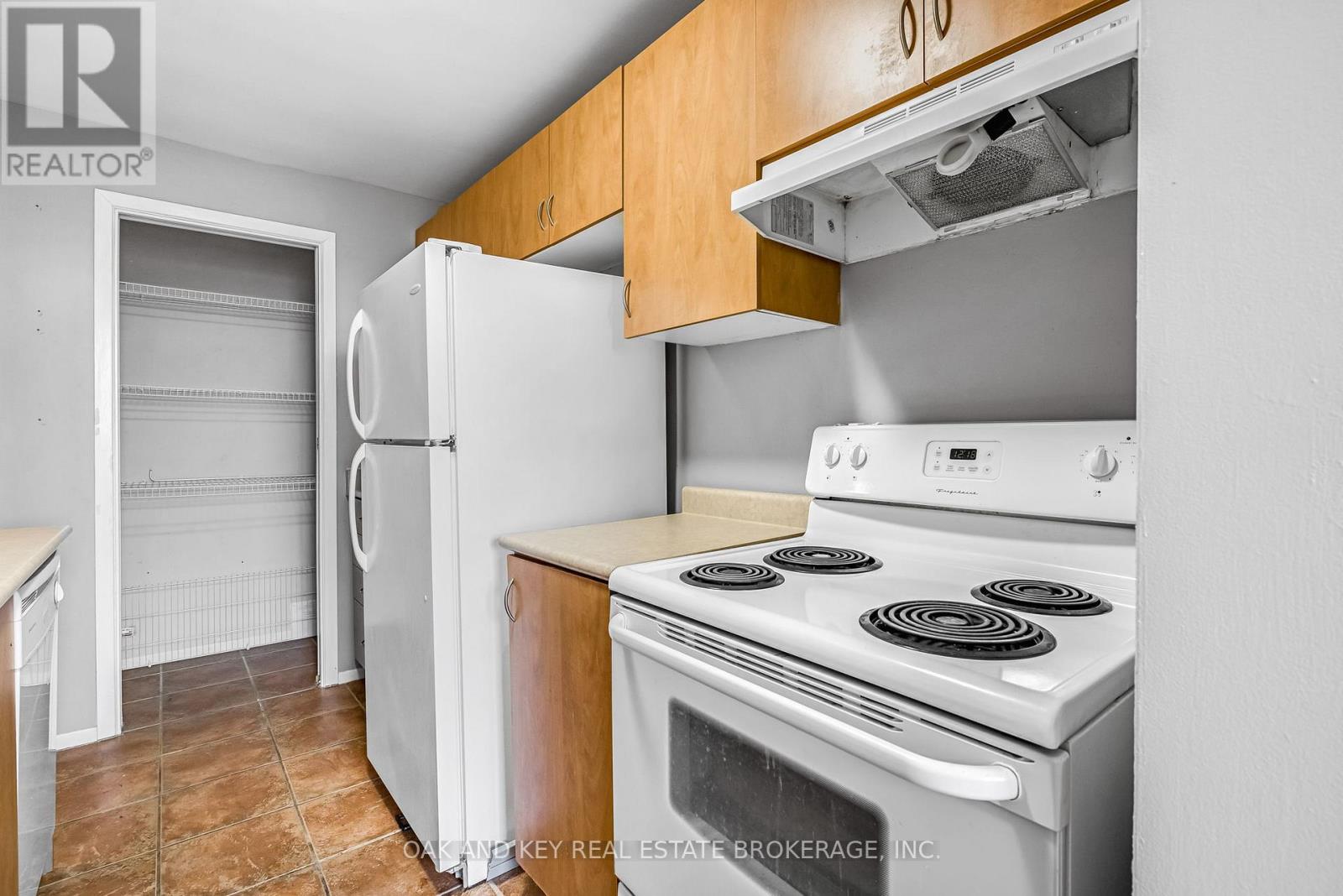 1007 - 931 Wonderland Rd Road S, London South, Ontario  N6K 2X6 - Photo 16 - X12827434