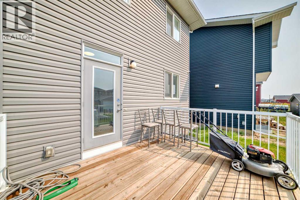 948 West Lakeview Drive, Chestermere, Alberta  T1X 2N4 - Photo 9 - A2298963