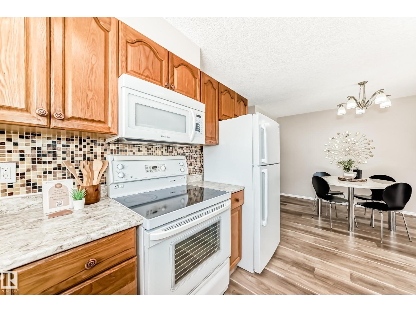 10329 150 St Nw, Edmonton, Alberta  T5P 1P6 - Photo 12 - E4480736