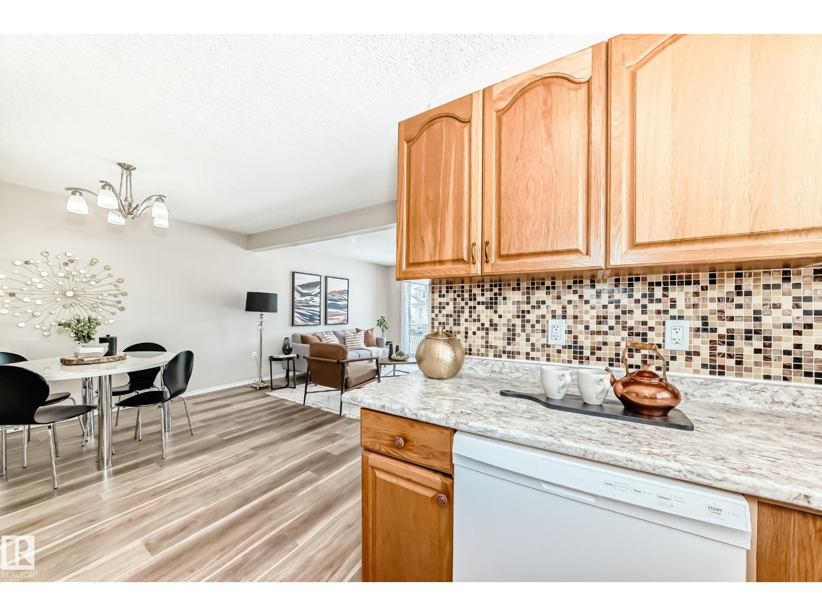 10329 150 St Nw, Edmonton, Alberta  T5P 1P6 - Photo 13 - E4480736