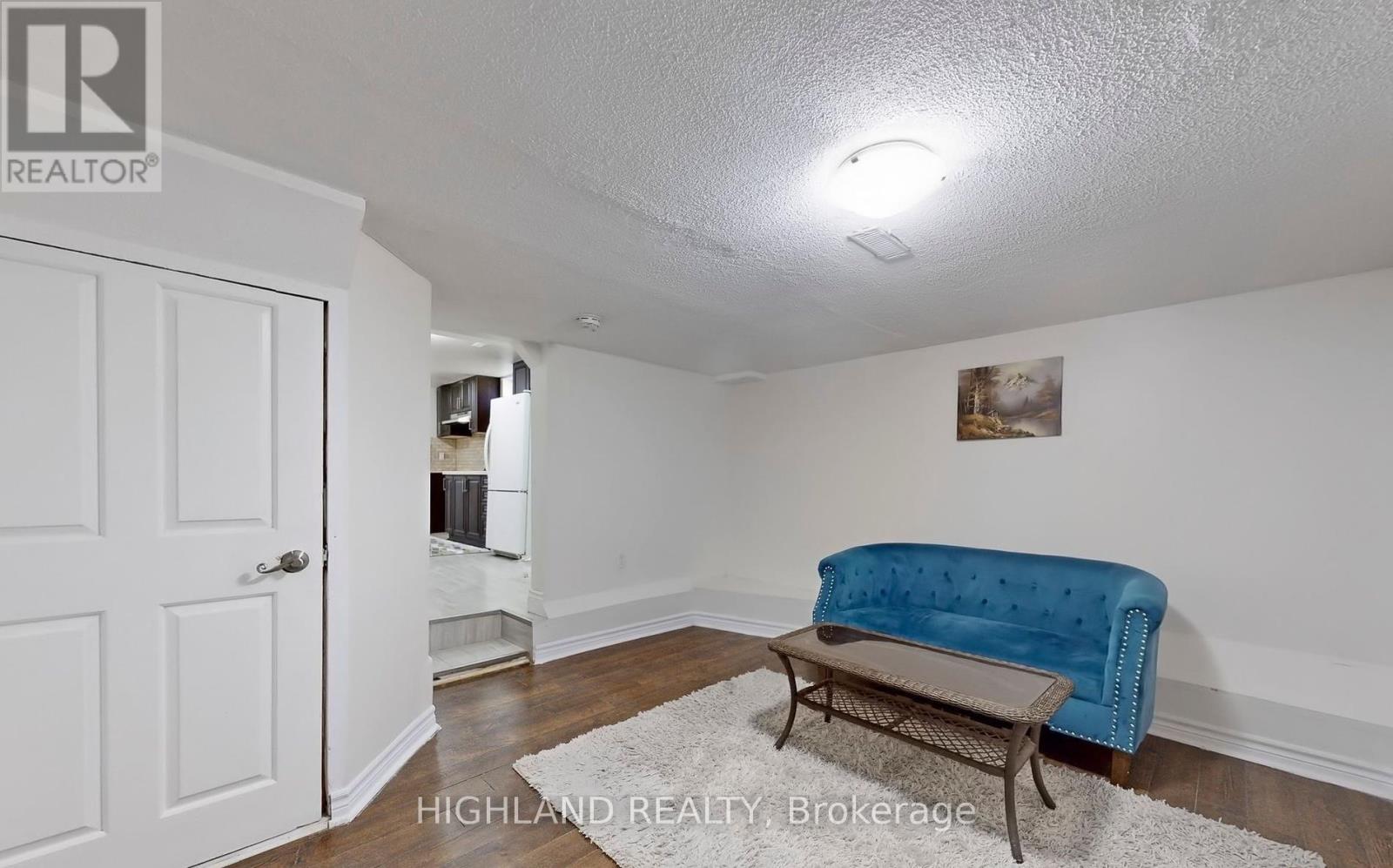 1139 Shadeland Drive, Mississauga, Ontario  L5C 1P2 - Photo 26 - W12958720