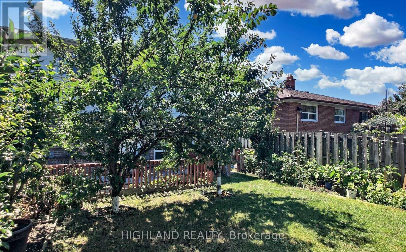 1139 Shadeland Drive, Mississauga, Ontario  L5C 1P2 - Photo 34 - W12958720