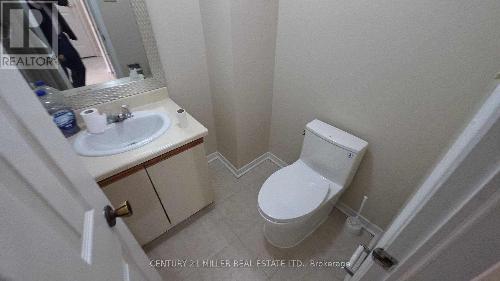 133 Creditstone Road, Brampton, Ontario  L6Y 4G3 - Photo 4 - W12958722