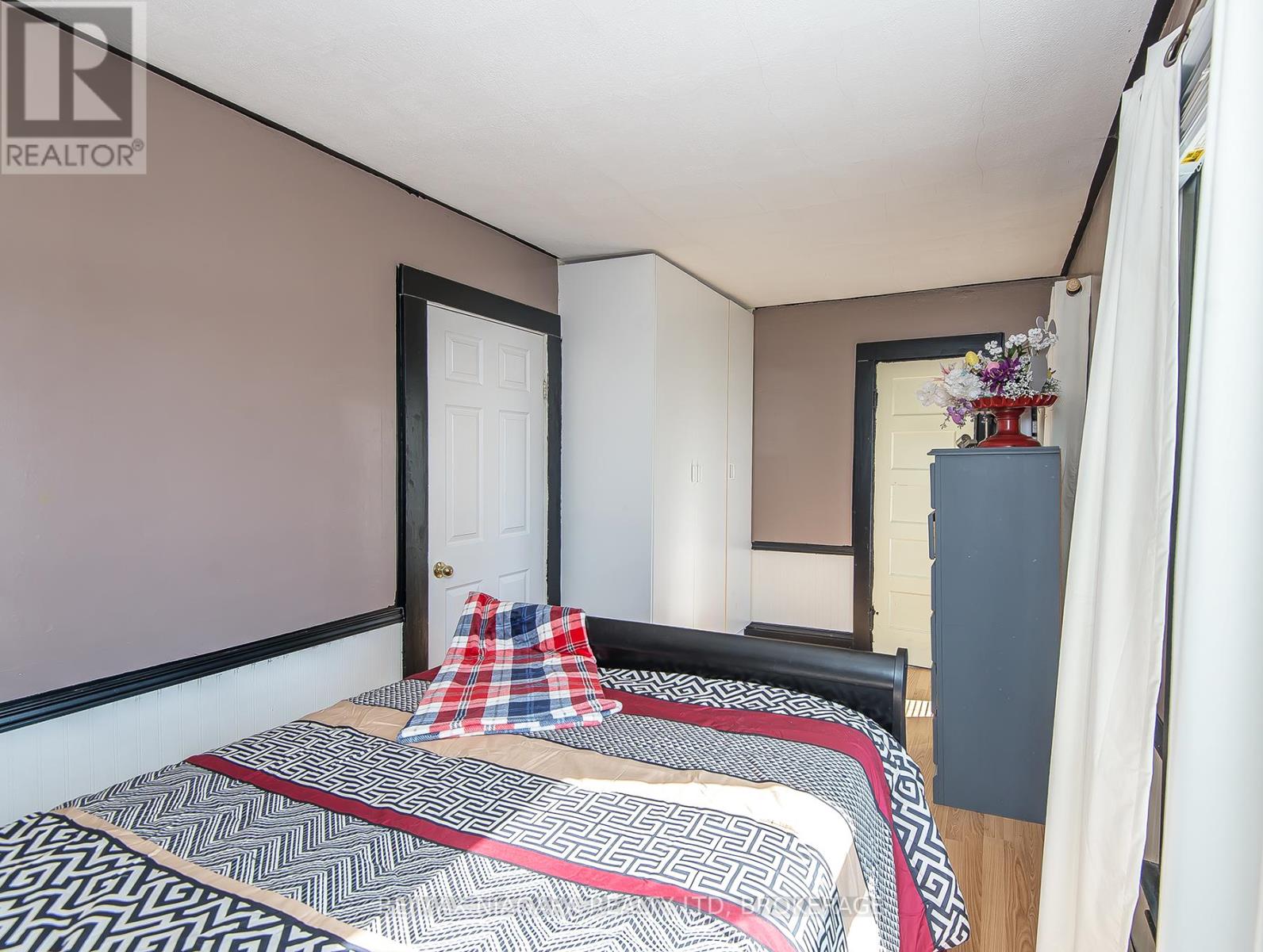 9 Beech Street, Port Colborne, Ontario  L3K 3N7 - Photo 27 - X12870192