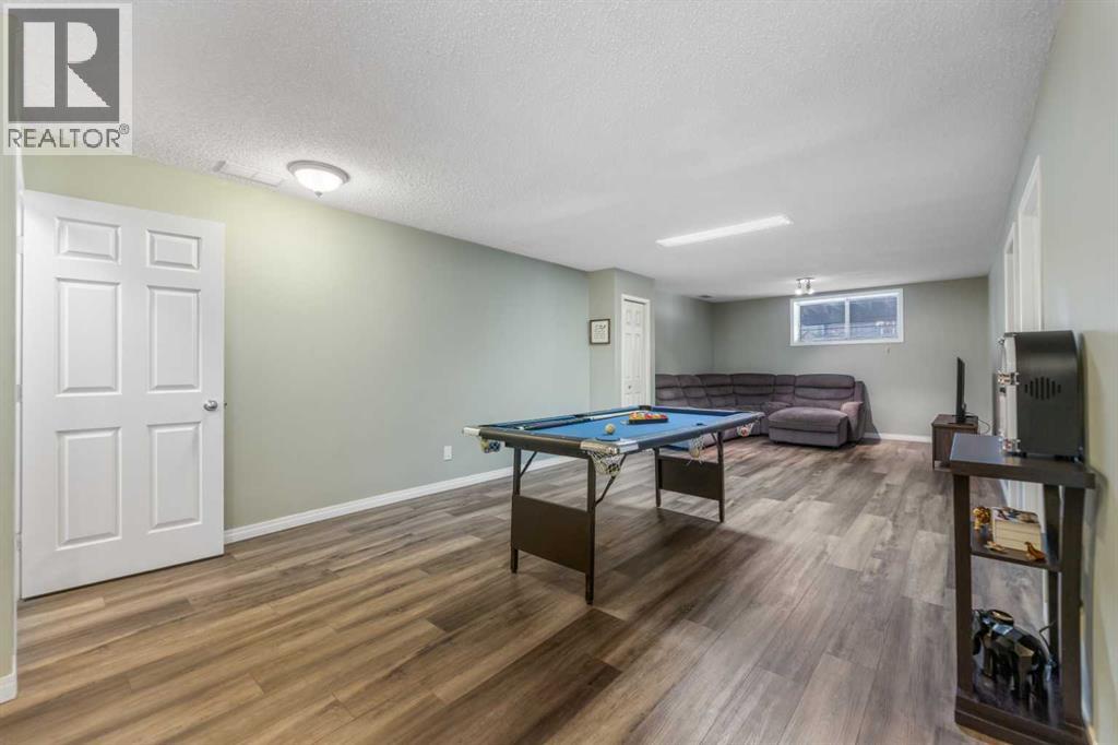 8 Copperfield Manor Se, Calgary, Alberta  T2Z 4R7 - Photo 22 - A2277282