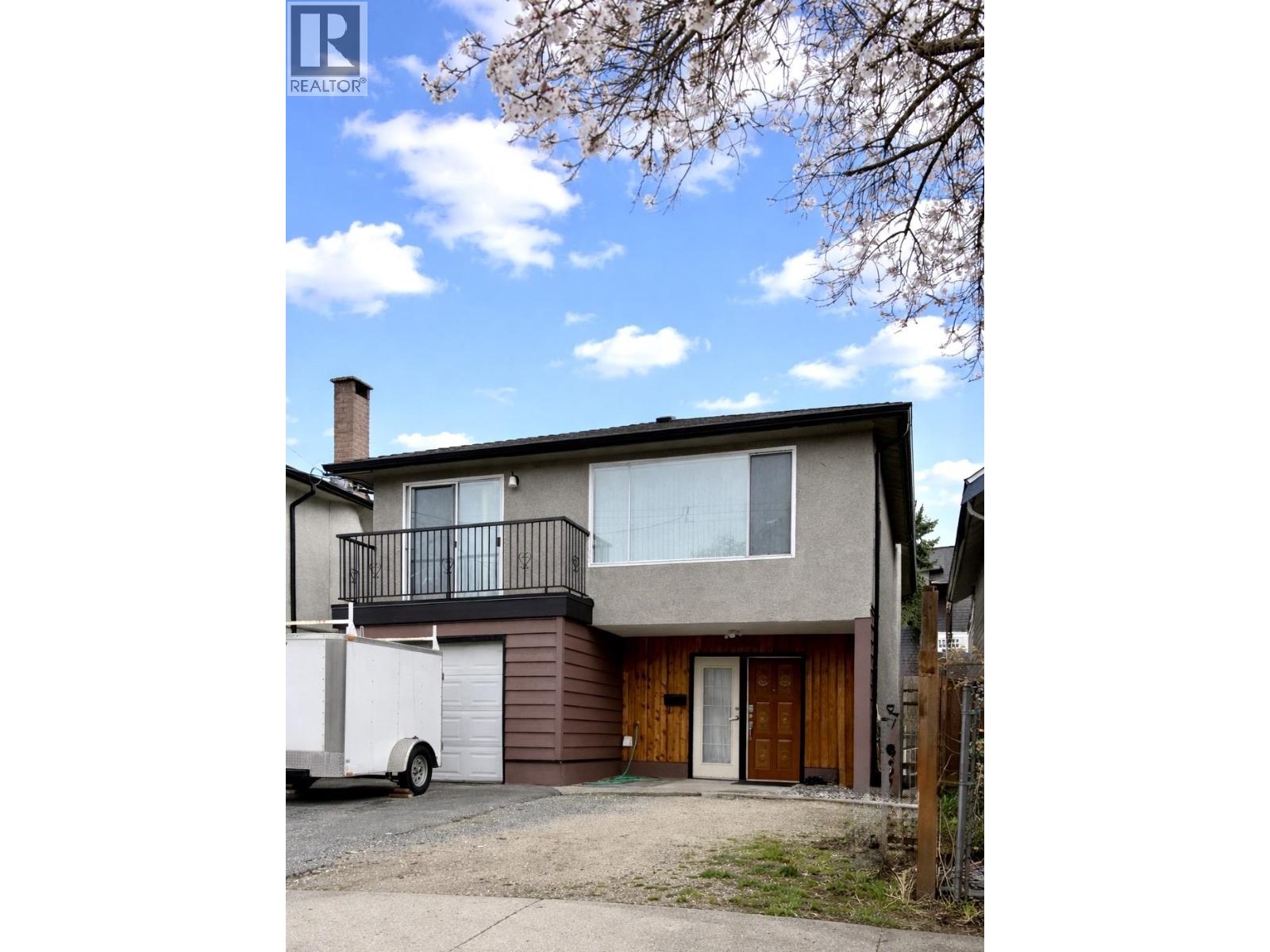 4882 MOSS STREET, Vancouver, British Columbia