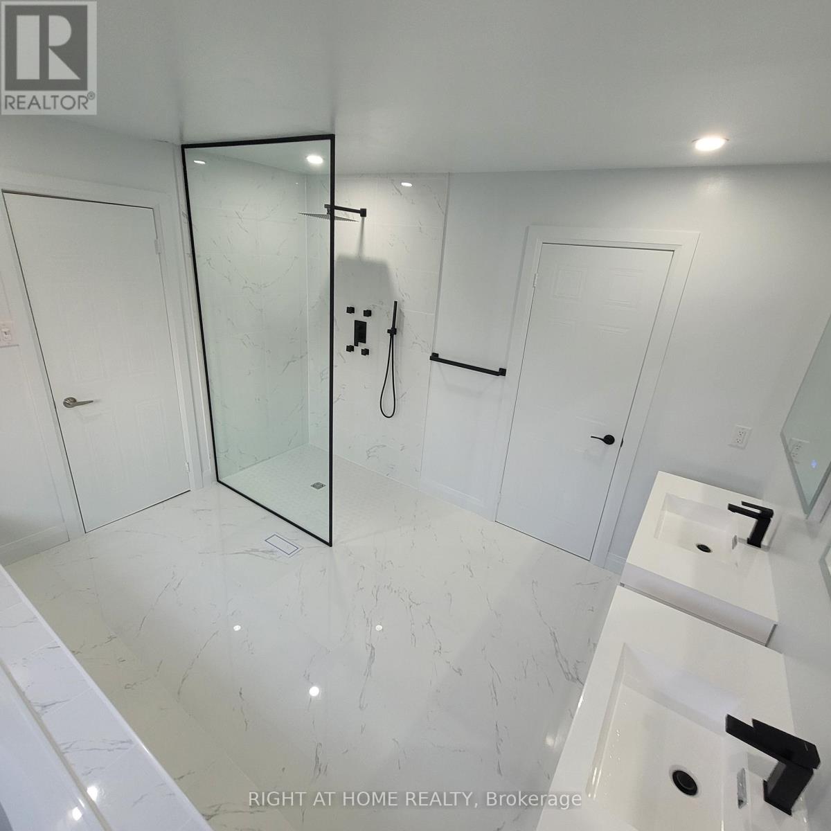 1040 Beaver Valley Crescent, Oshawa, Ontario  L1J 8N2 - Photo 27 - E12948930