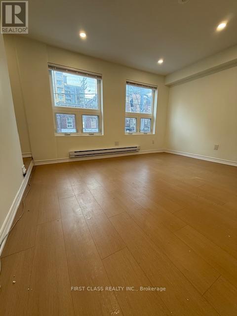 404 Queen Street W, Toronto, Ontario  M5V 2A6 - Photo 2 - C12958744
