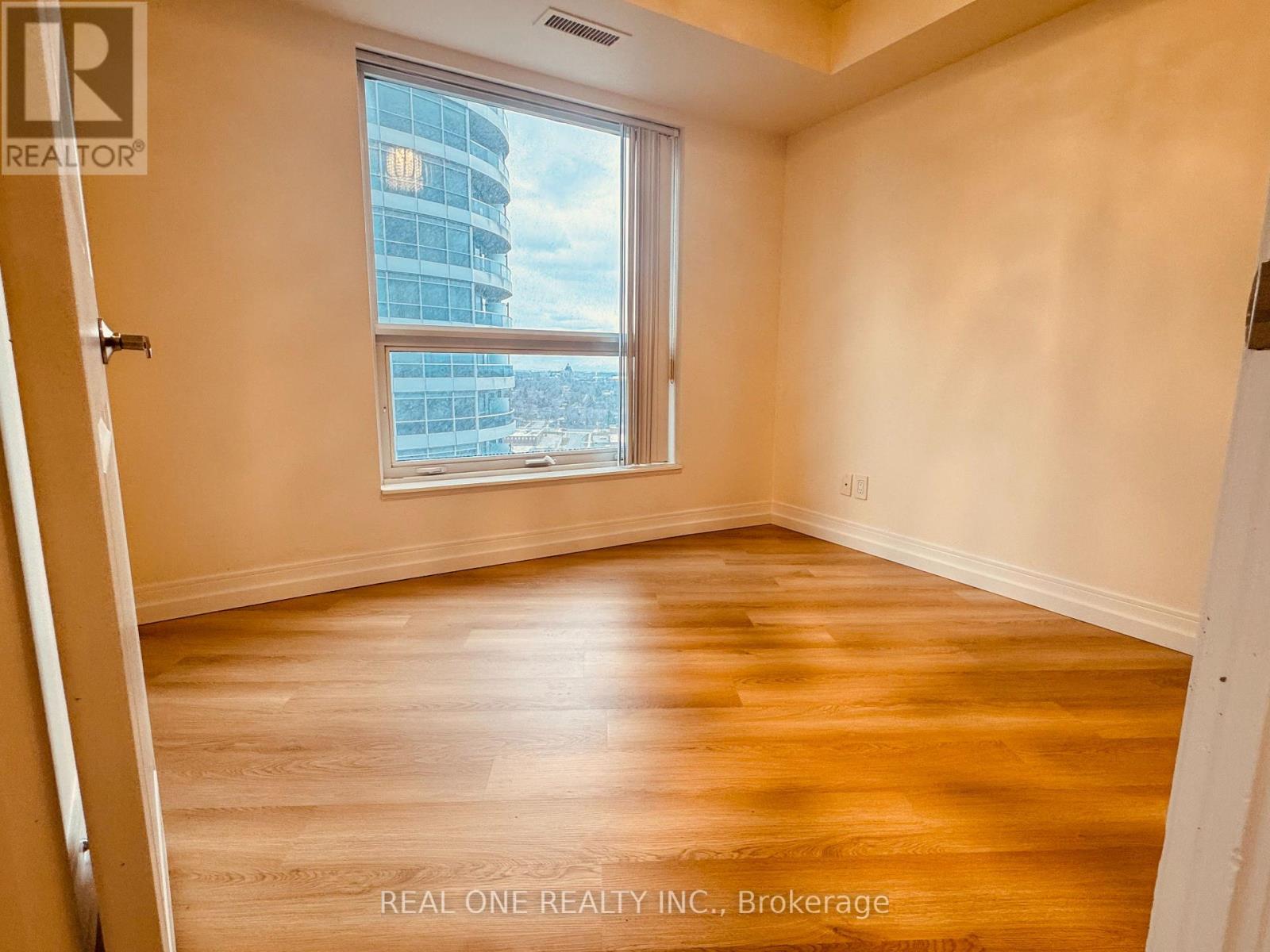 1710 - 125 Village Green Square, Toronto, Ontario  M1S 0G3 - Photo 12 - E12958768