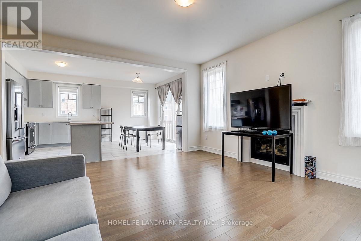 57 Faimira Avenue, Georgina, Ontario  L4P 0S9 - Photo 11 - N12958748