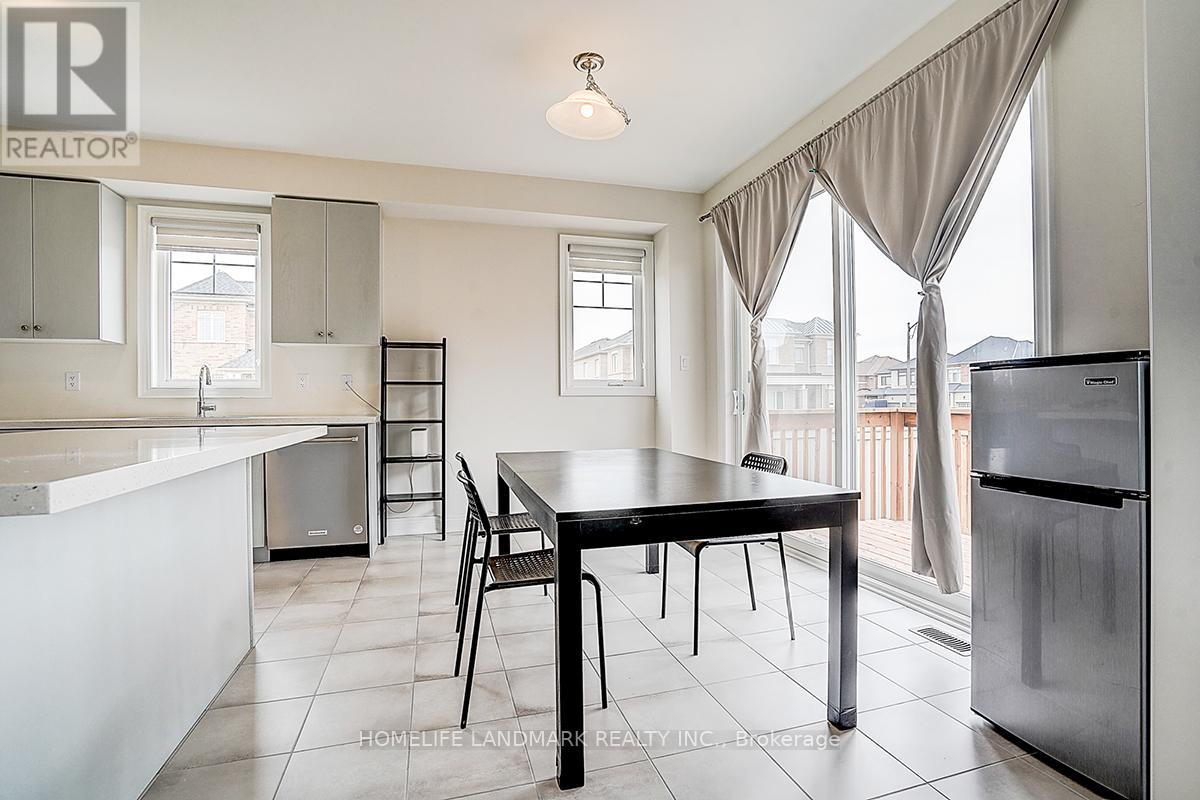 57 Faimira Avenue, Georgina, Ontario  L4P 0S9 - Photo 15 - N12958748