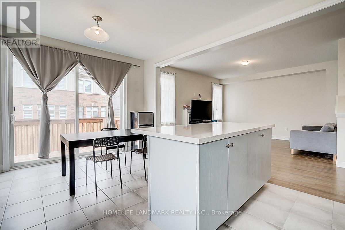 57 Faimira Avenue, Georgina, Ontario  L4P 0S9 - Photo 19 - N12958748