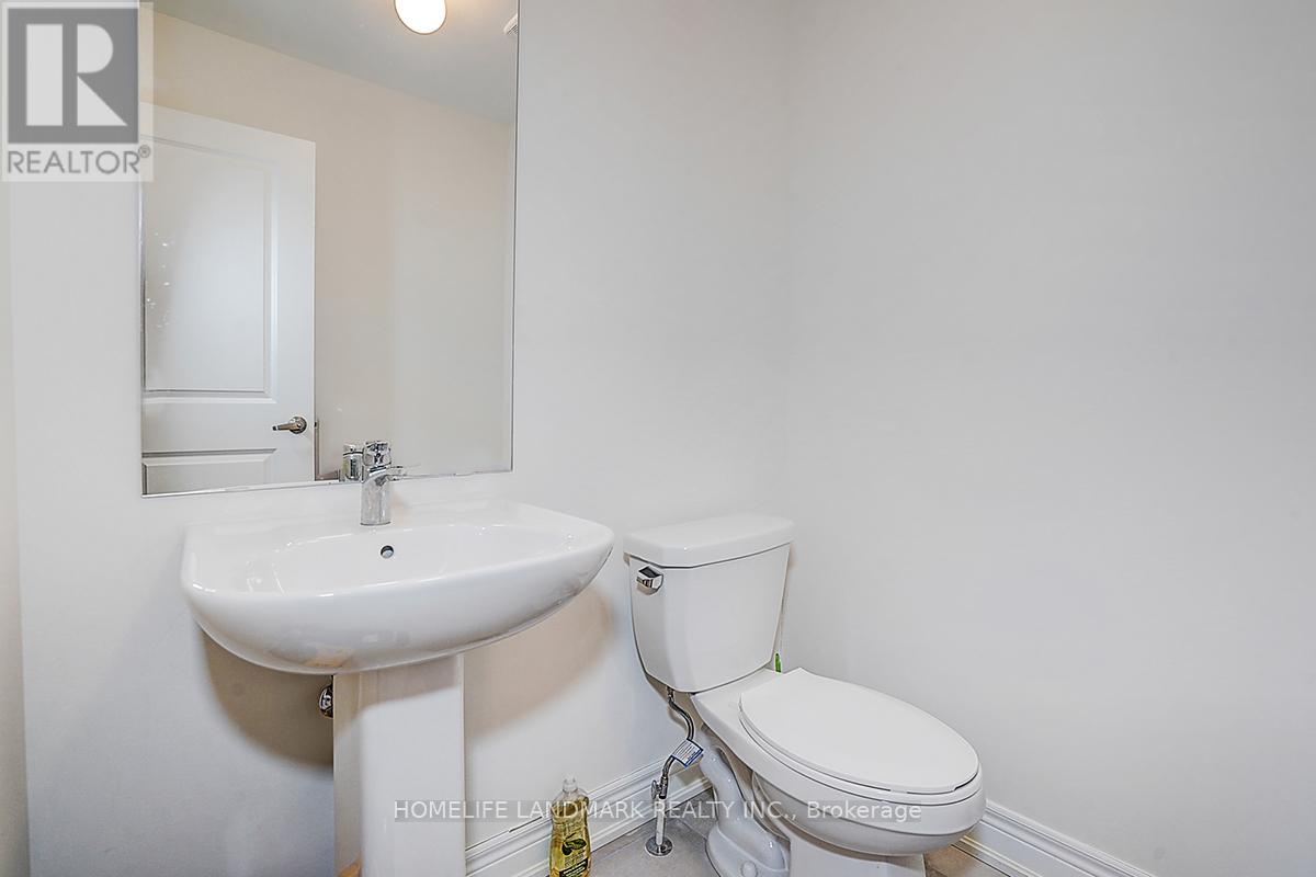 57 Faimira Avenue, Georgina, Ontario  L4P 0S9 - Photo 20 - N12958748