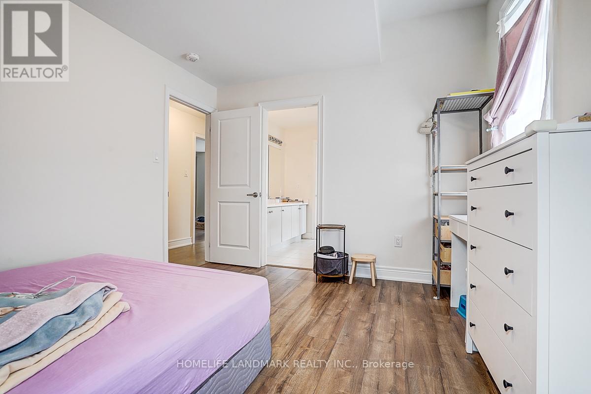 57 Faimira Avenue, Georgina, Ontario  L4P 0S9 - Photo 31 - N12958748