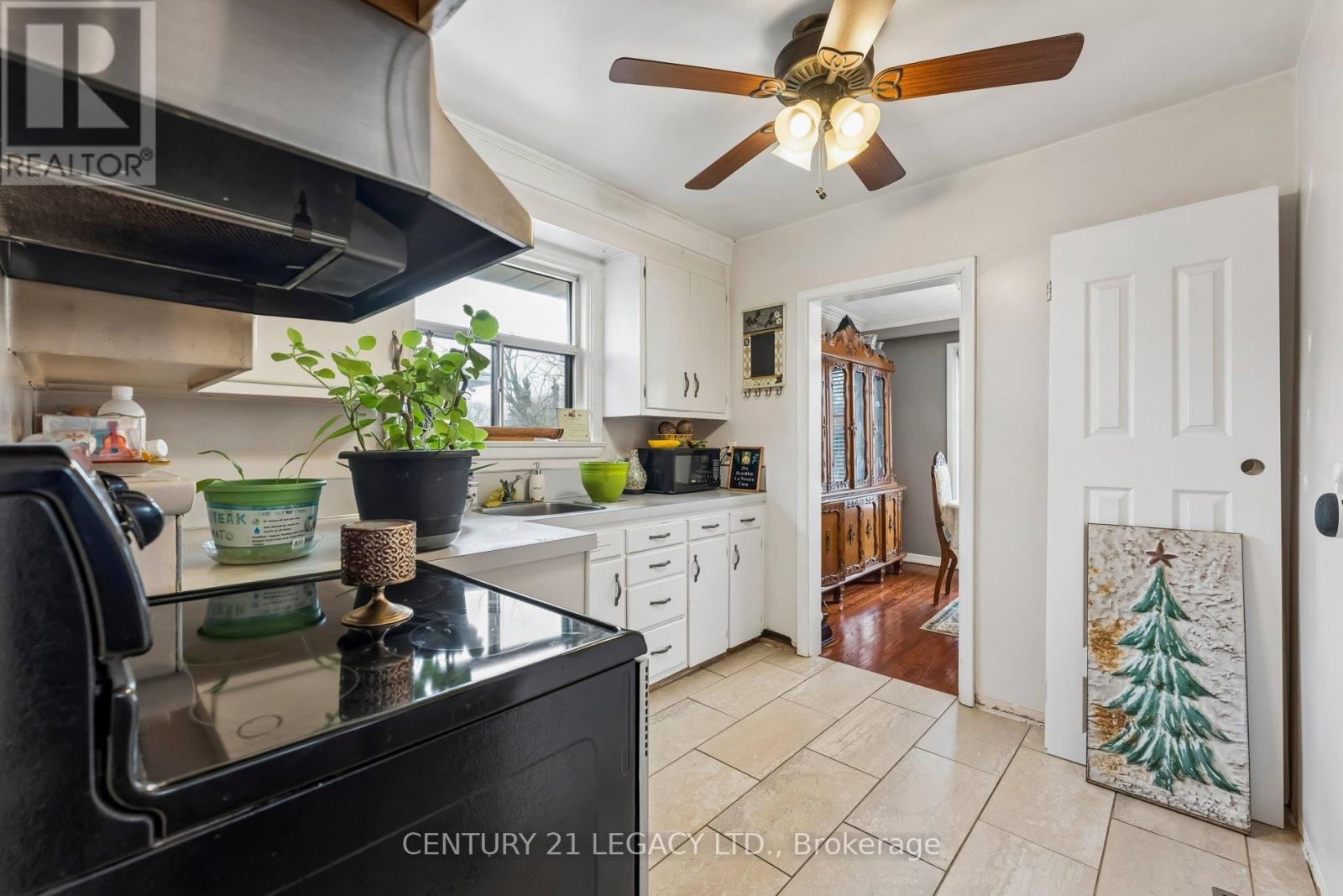 34 Cumberland Drive, Brampton, Ontario  L6V 1W6 - Photo 14 - W12958760