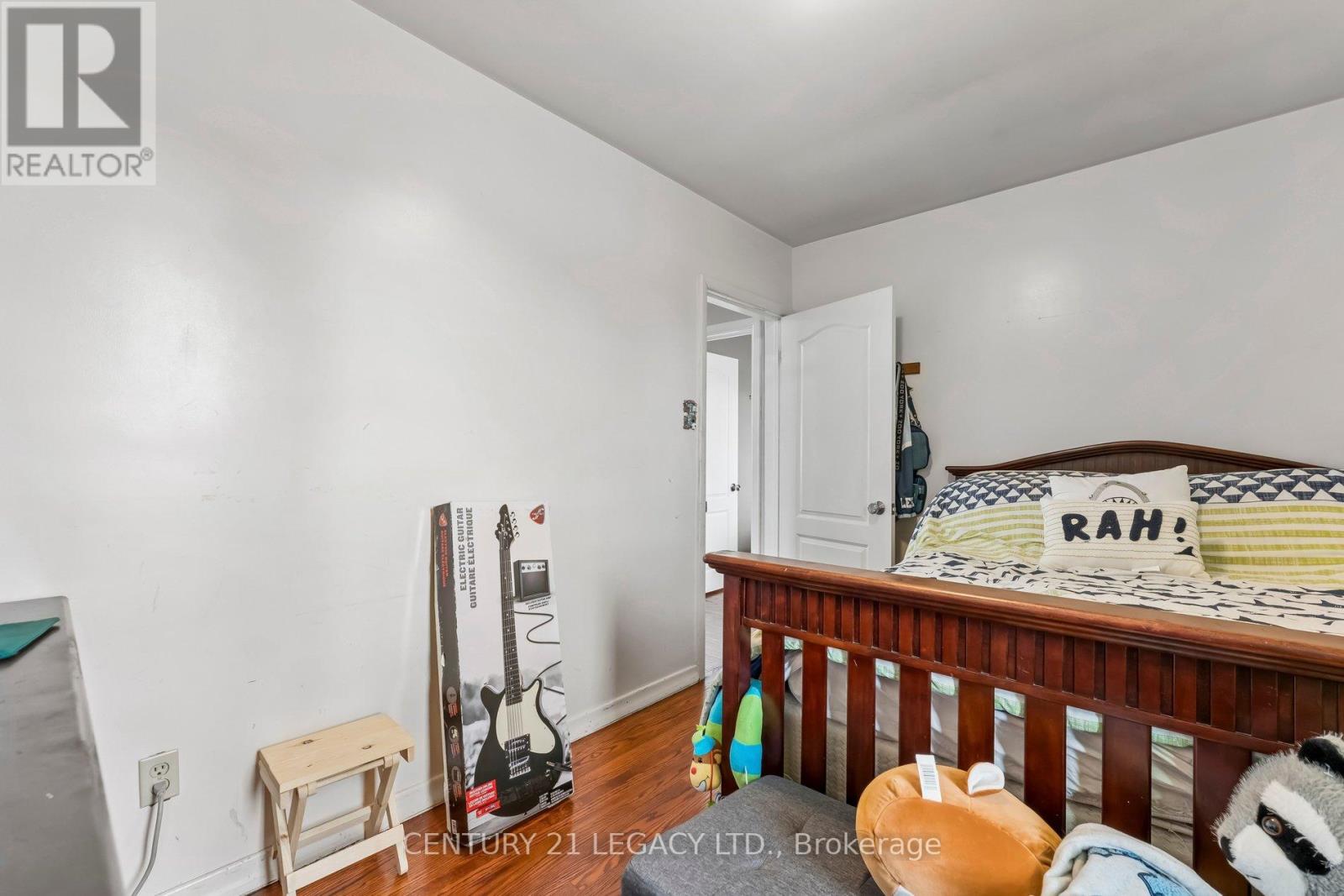 34 Cumberland Drive, Brampton, Ontario  L6V 1W6 - Photo 24 - W12958760