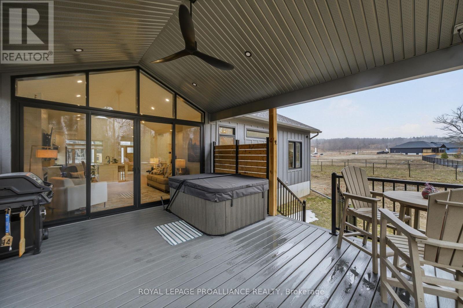 48 Deerview Drive, Quinte West, Ontario  K8V 0L8 - Photo 41 - X12950552