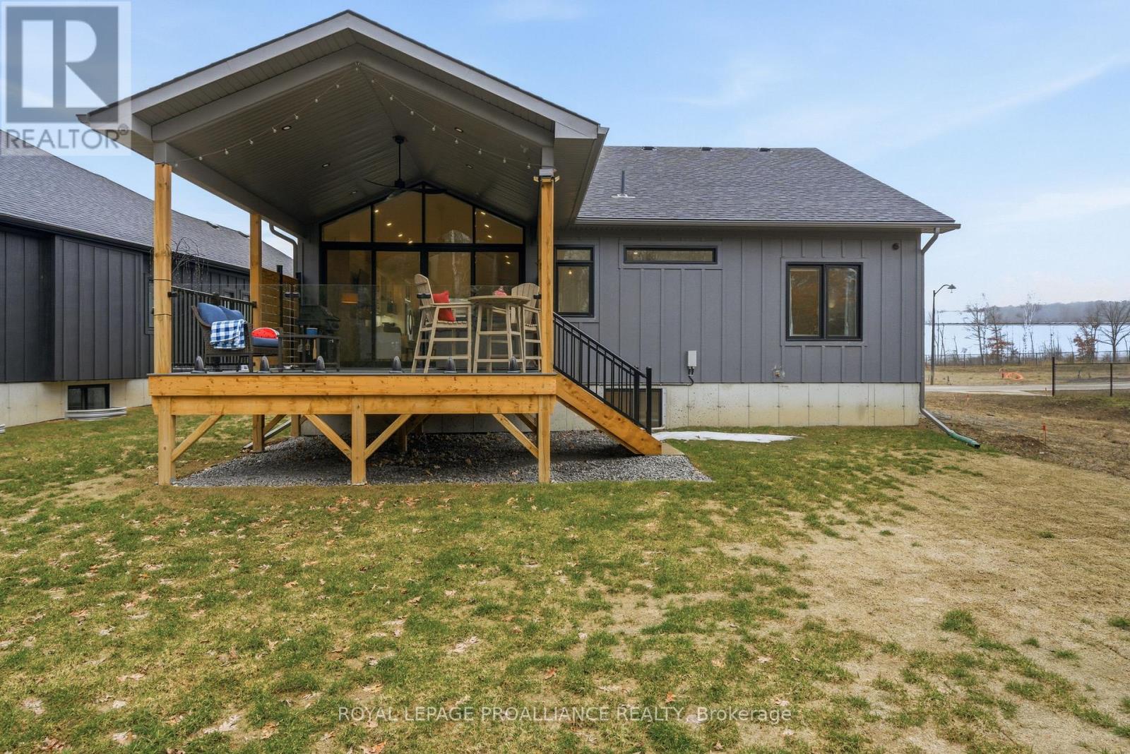 48 Deerview Drive, Quinte West, Ontario  K8V 0L8 - Photo 43 - X12950552