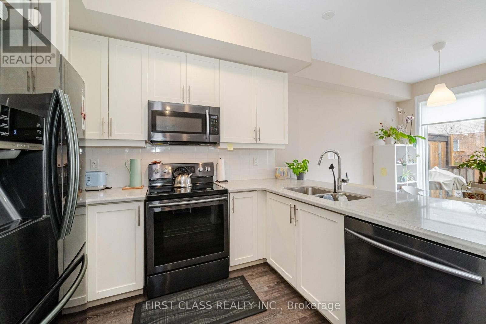 69 - 1890 Rymal Road E, Hamilton, Ontario  L0R 1P0 - Photo 7 - X12958766