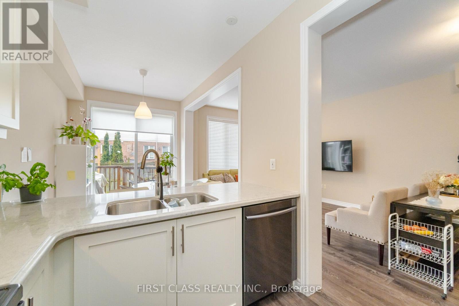 69 - 1890 Rymal Road E, Hamilton, Ontario  L0R 1P0 - Photo 8 - X12958766