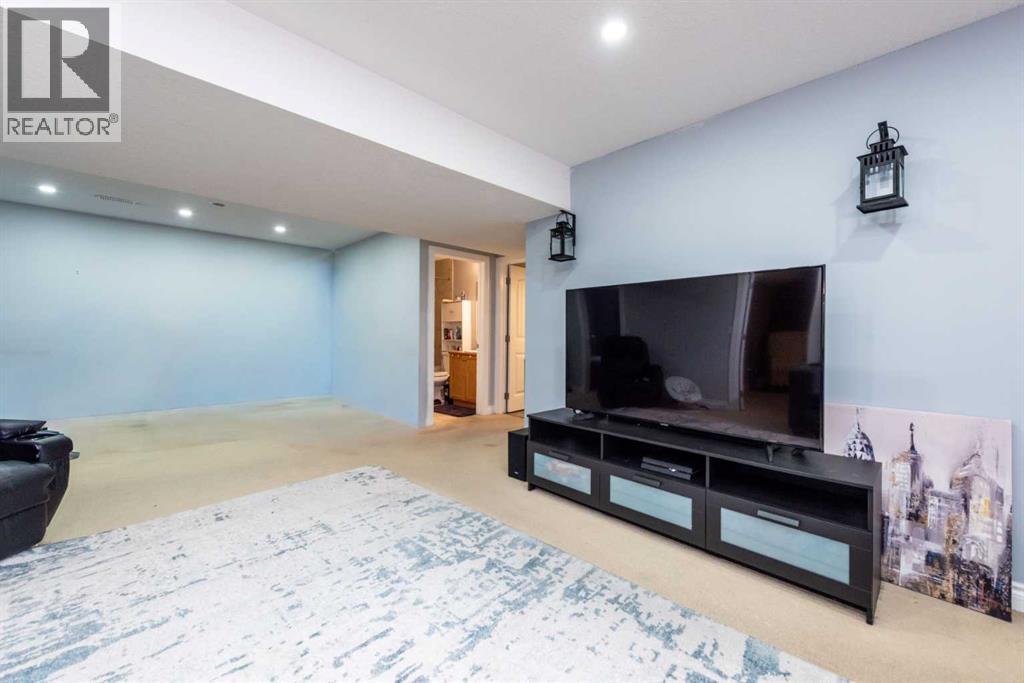 192 Cove Rise Rise, Chestermere, Alberta  T1X 1S7 - Photo 30 - A2299100