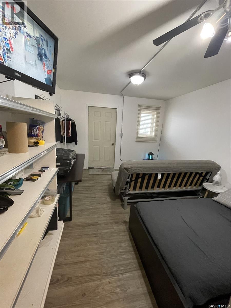 406 - 410 Railway Avenue, Eston, Saskatchewan  S0L 1A0 - Photo 25 - SK032103