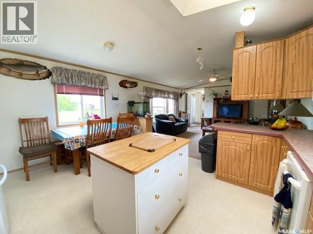 154 2nd Avenue, Fenwood, Saskatchewan  S0A 0Y0 - Photo 4 - SK031724