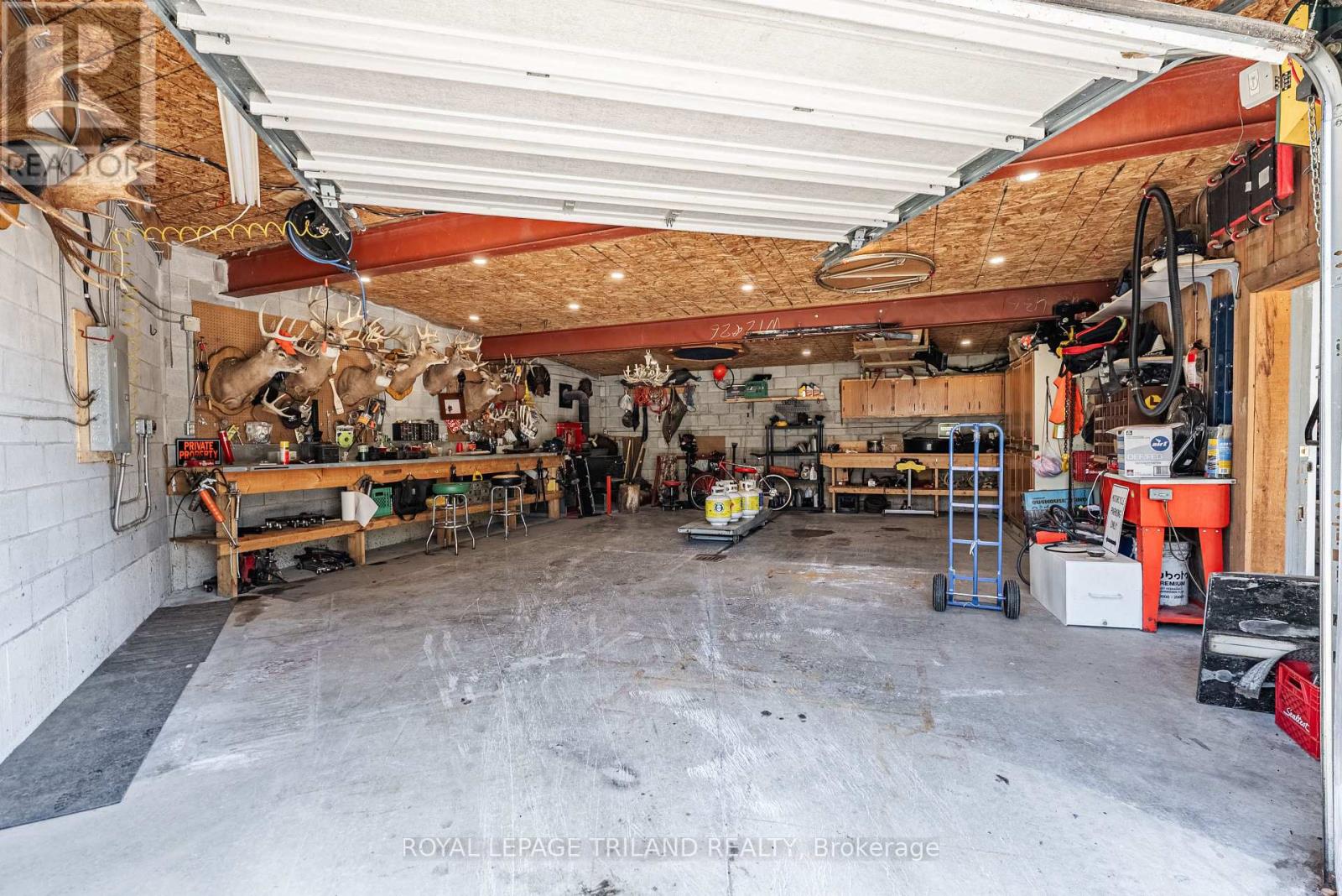 6058 Stone Church Road, Central Elgin, Ontario  N0L 2L0 - Photo 9 - X12958774