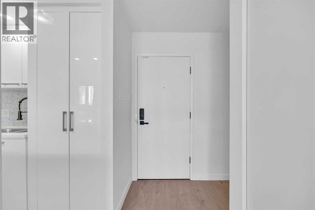 701, 1111 15 Avenue SW, Calgary, Alberta  T2R 0S8 - Photo 9 - A2285442