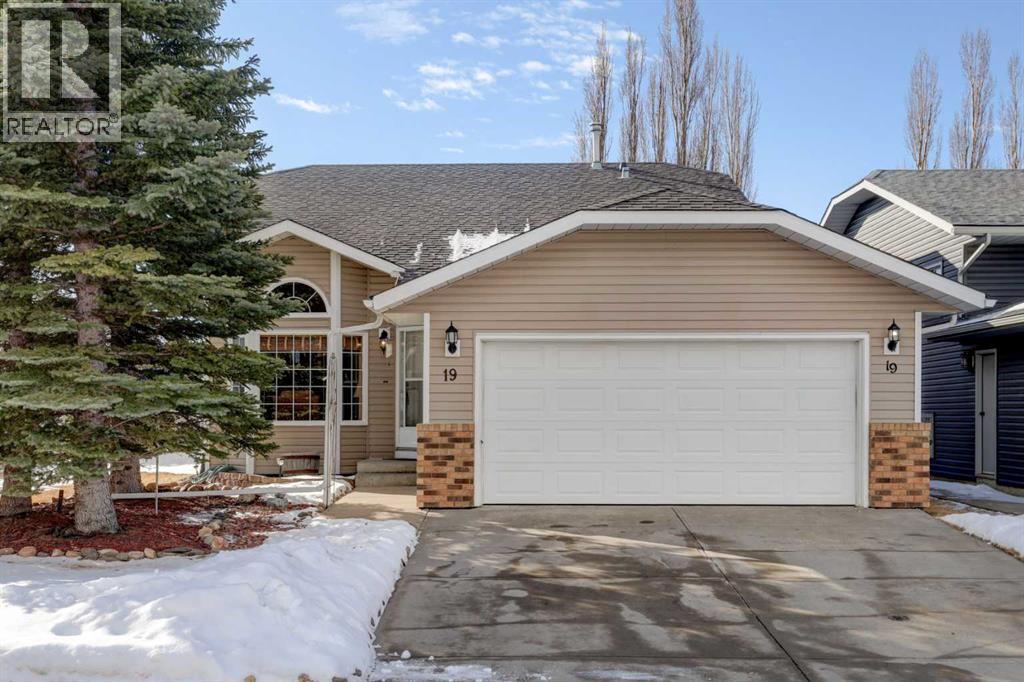 19 Everglade Drive SE, Airdrie, Alberta
